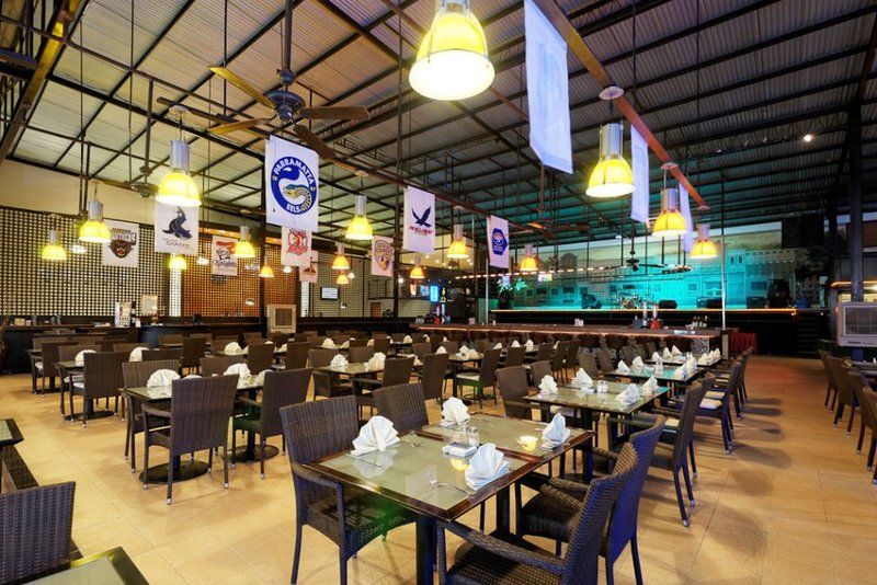 Kuta Station Hotel And Spa Бали Экстерьер фото